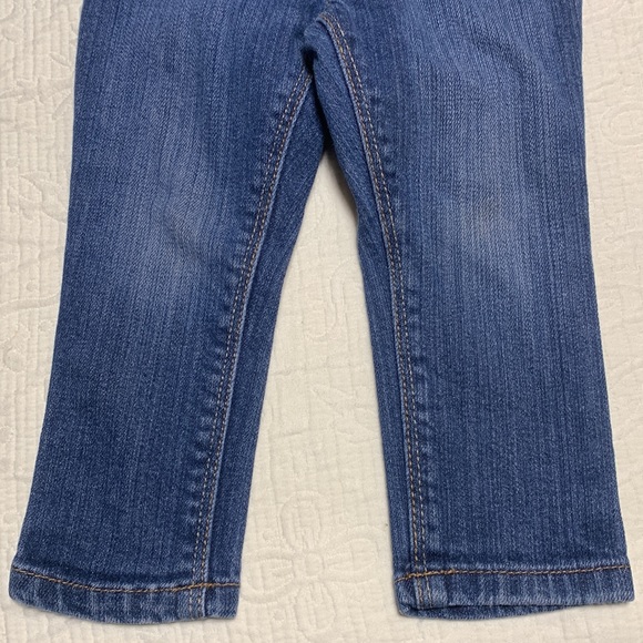 2T (5/$20) Old Navy Skinny Stretch Denim Jeans - Picture 2 of 10